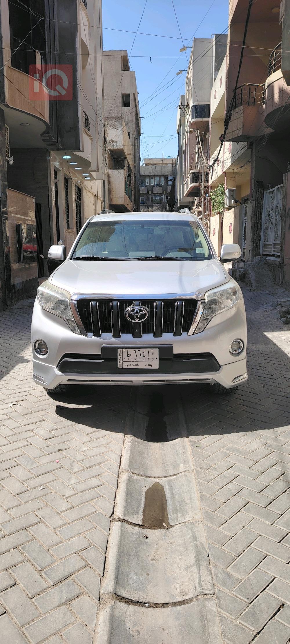 تويوتا لاندكروزر برادو